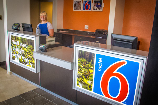 Motel 6 North | VisitRedding.com