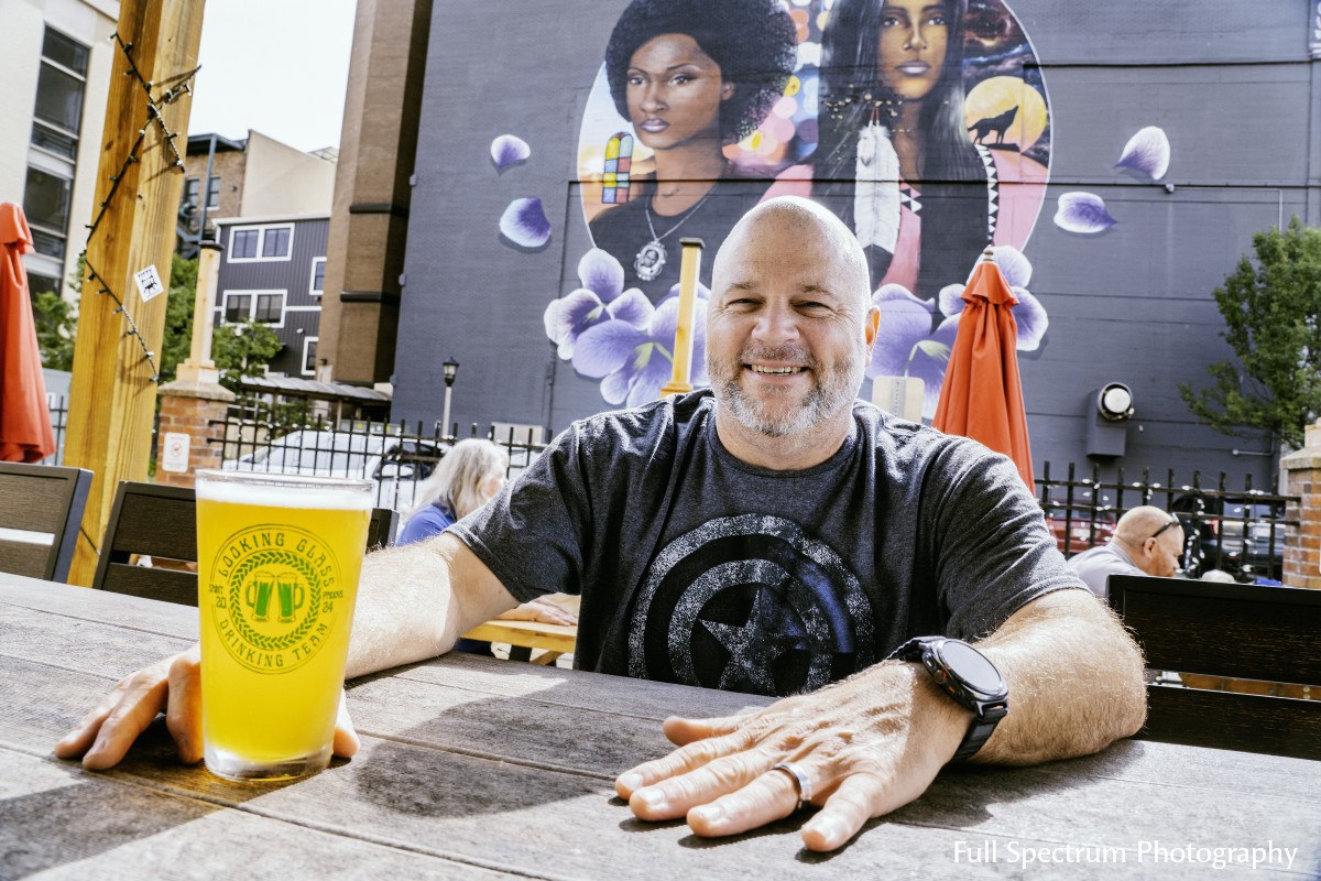 Live Music at Looking Glass Live Music at Looking Glass