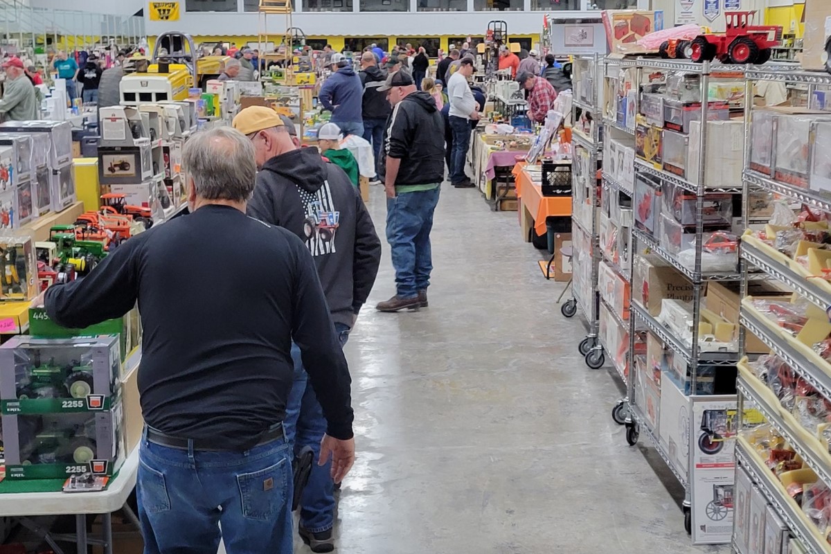 Rock-N-Farm Toy Show Rock-N-Farm Toy Show