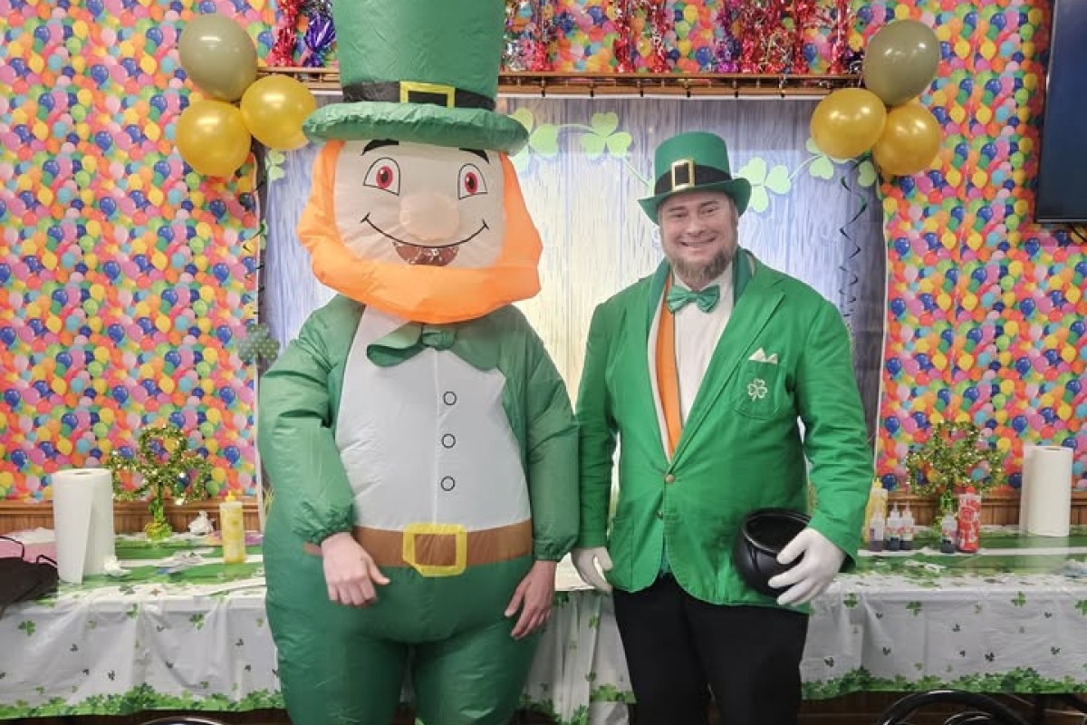 Kidtopia's St Patrick's Tie Dye Event Kidtopia's St Patrick's Tie Dye Event