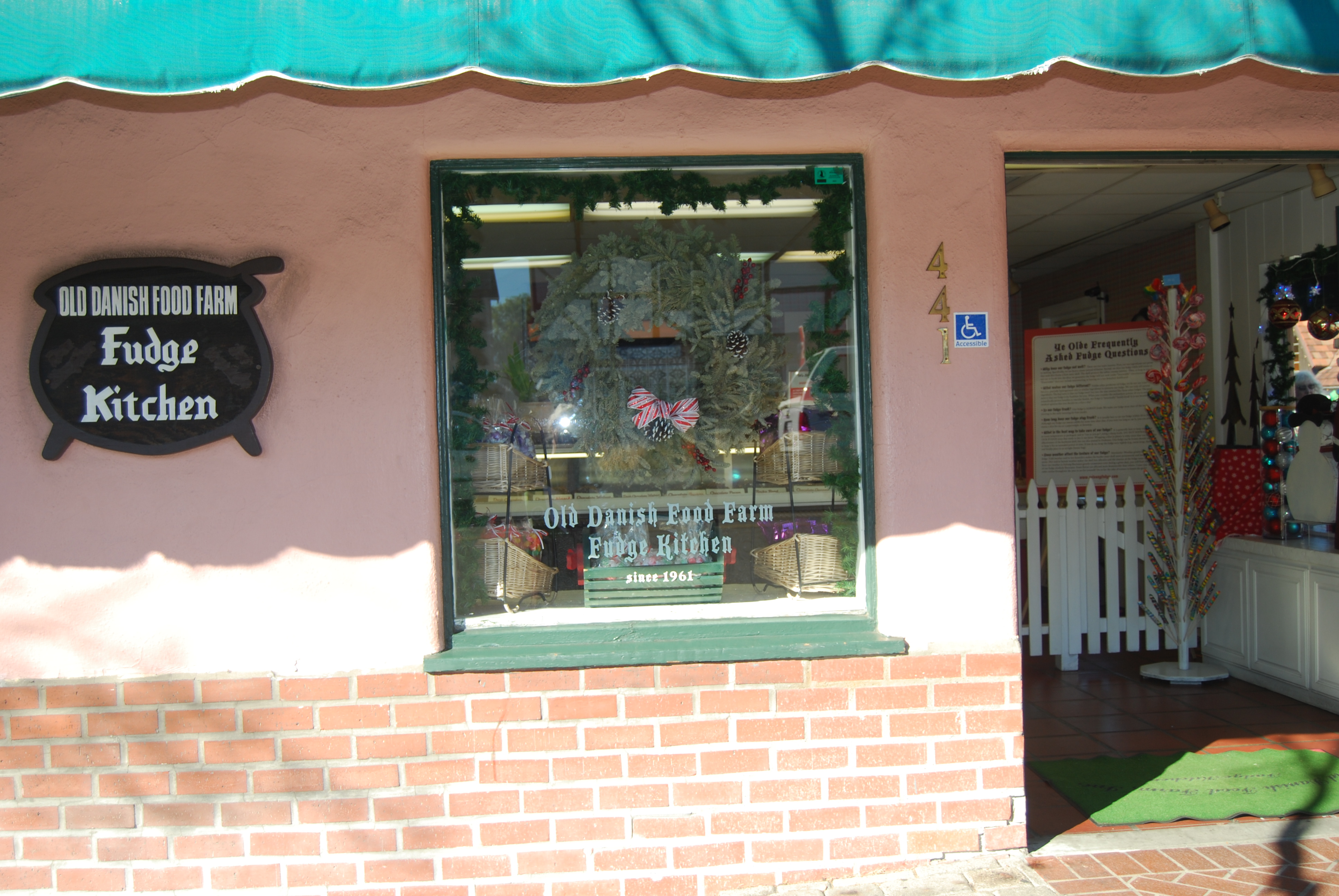 Old Danish Food Farm/Fudge Kitchen