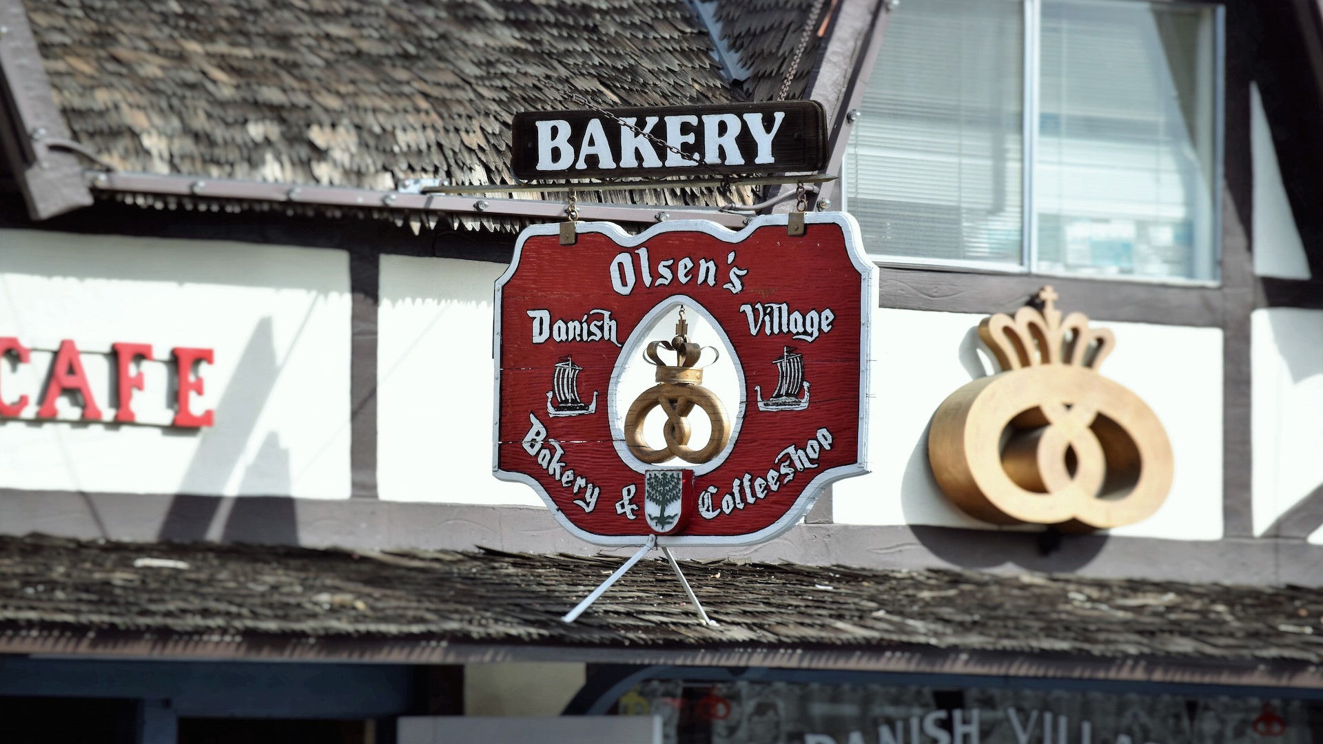 Olsen’s Danish Village Bakery